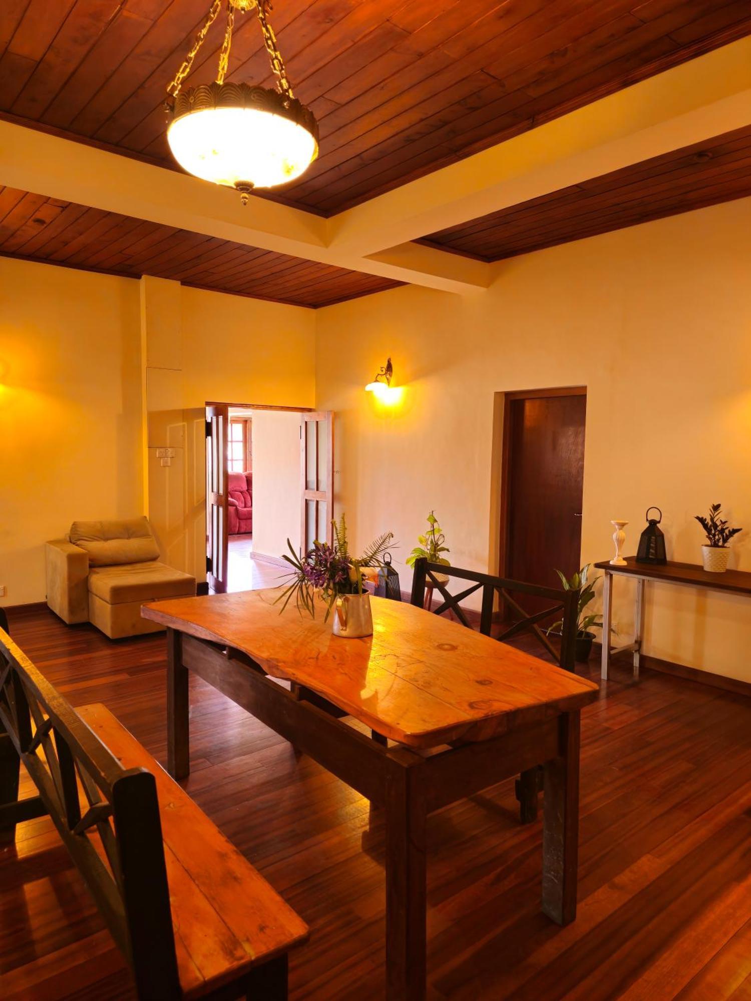 The Loris Manor Hotel Nuwara Eliya Exterior photo