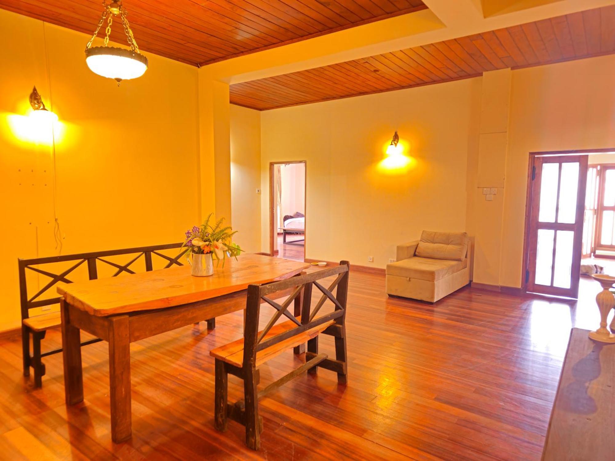 The Loris Manor Hotel Nuwara Eliya Exterior photo