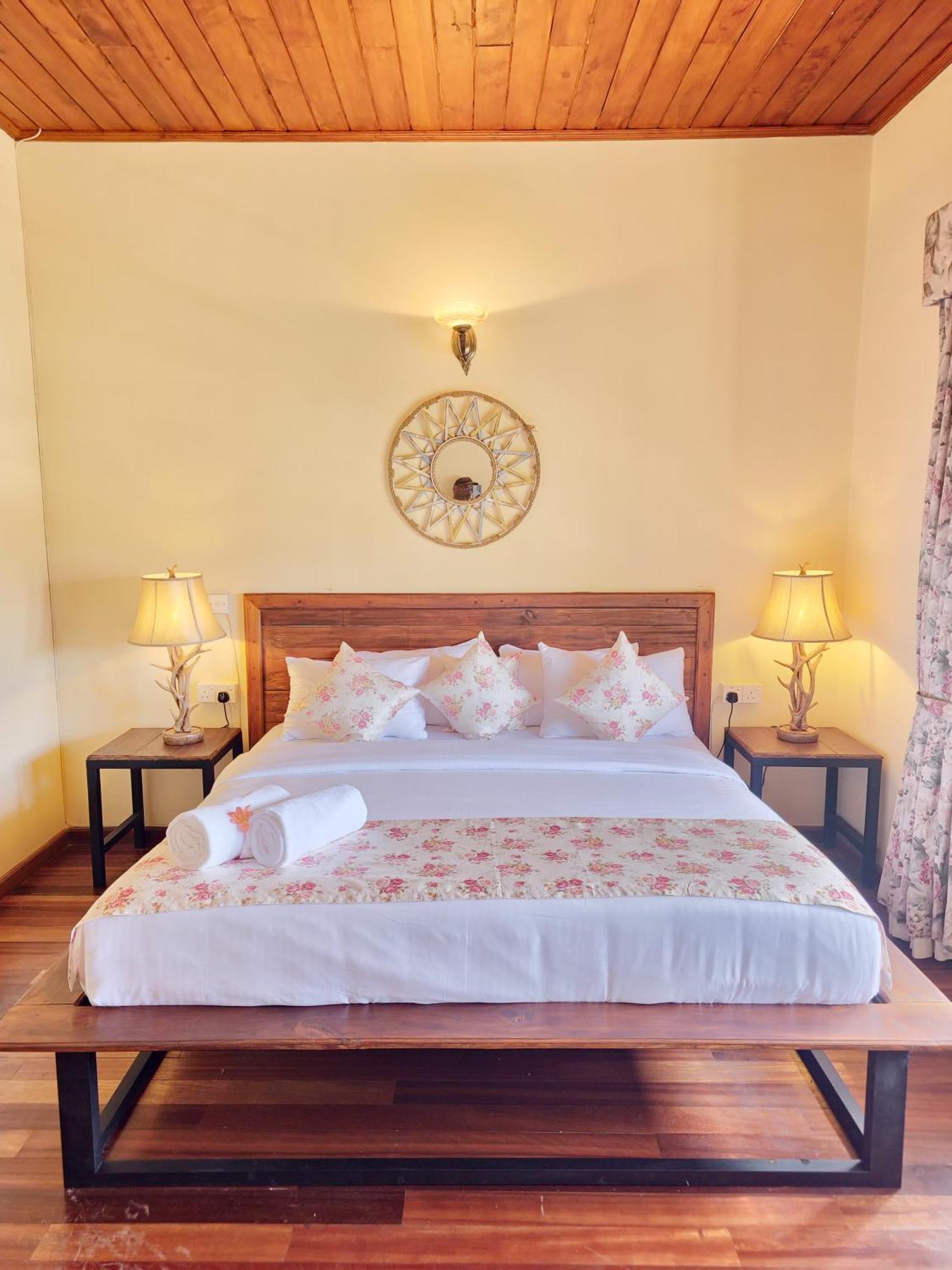 The Loris Manor Hotel Nuwara Eliya Exterior photo